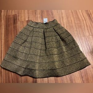 🦋Charlotte Russe fancy gold/black shimmer skirt